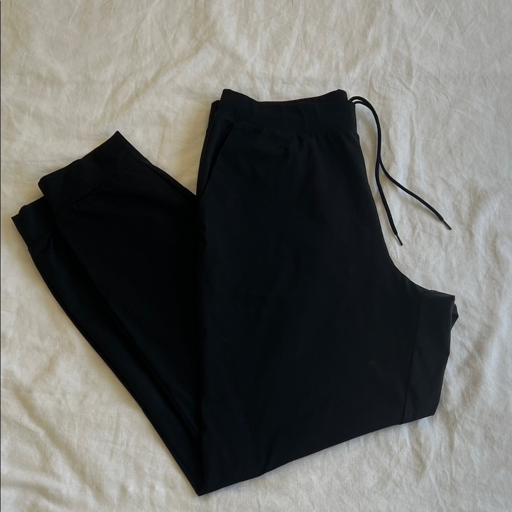 Women’s Uniqlo Black Drawstring Lounge Pants